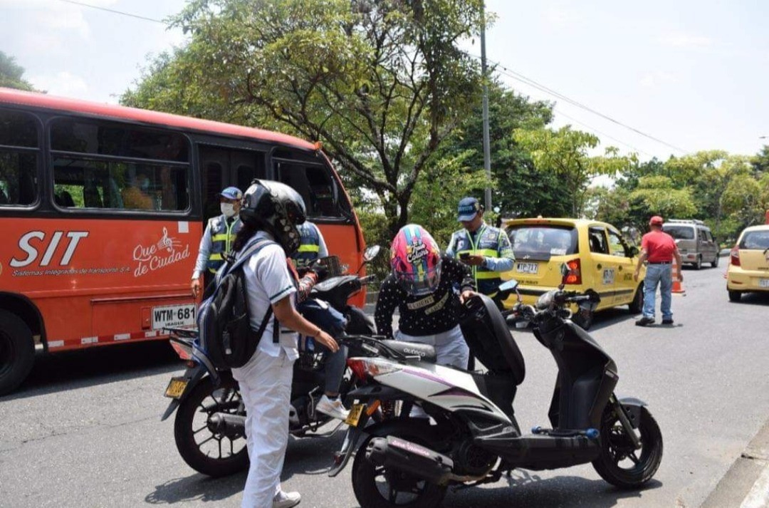 MinTransporte niega cambios en tiempos de renovación en licencias de motociclistas