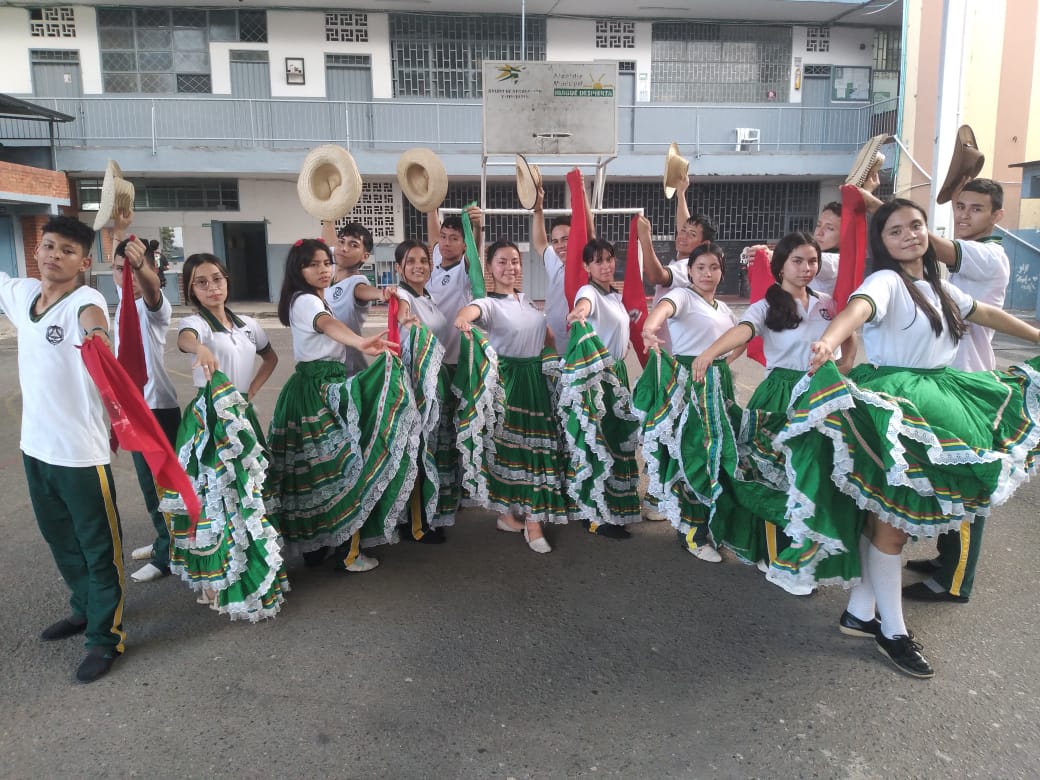 Se da inicio al 1er Encuentro Folclórico Estudiantil por la Convivencia de Ibagué ‘Dancemos’