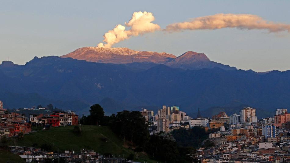Volcán Nevado del Ruiz pasó de alerta naranja a amarilla
