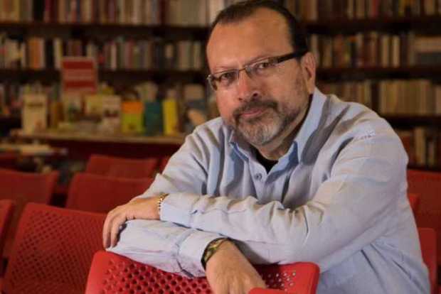 El escritor William Ospina postula su nombre para ser gobernador del Tolima