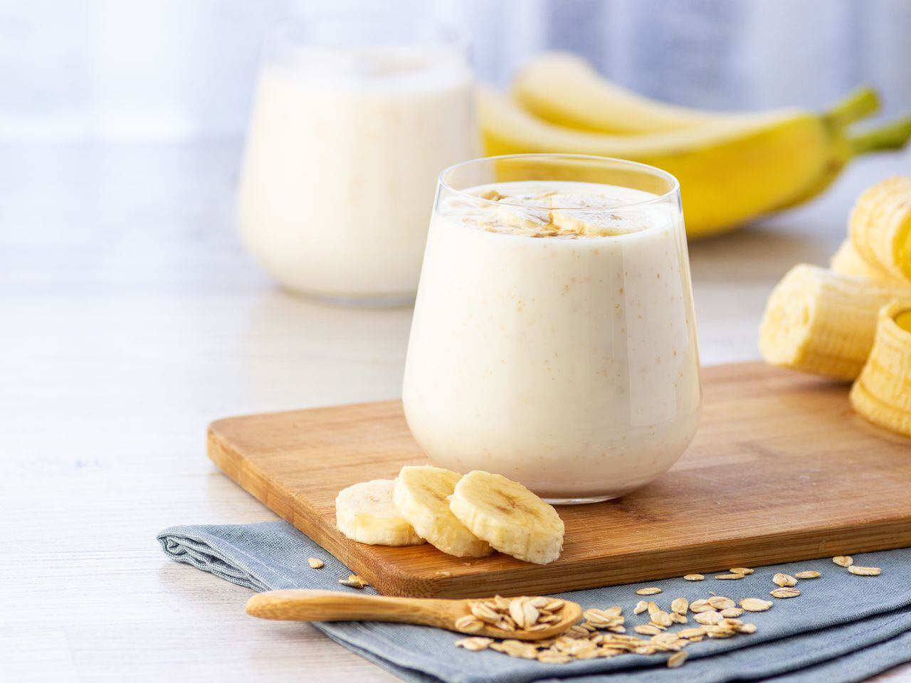 Delicioso batido de banano y avena que le ayudaría a ganar masa muscular  