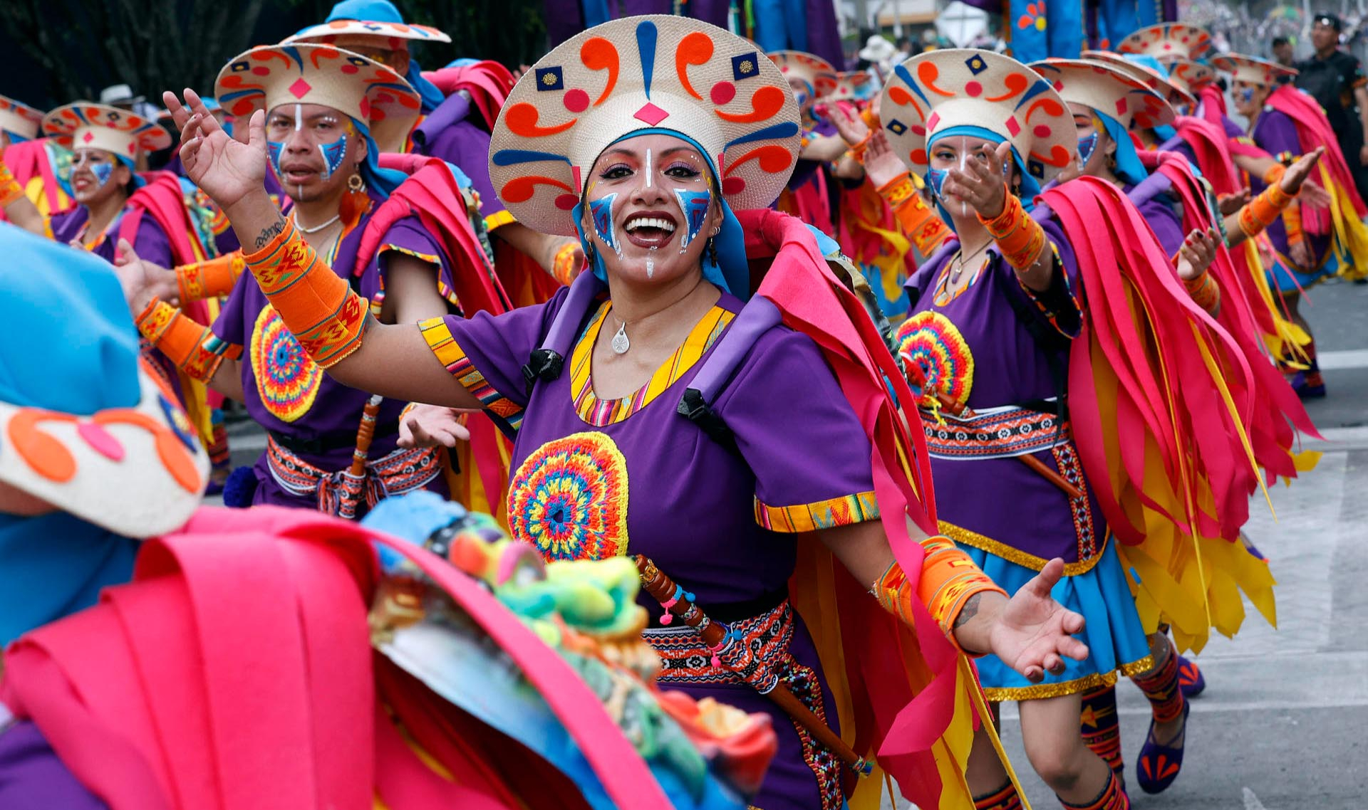 Carnaval de Negros y Blancos: un festival de tradición y color