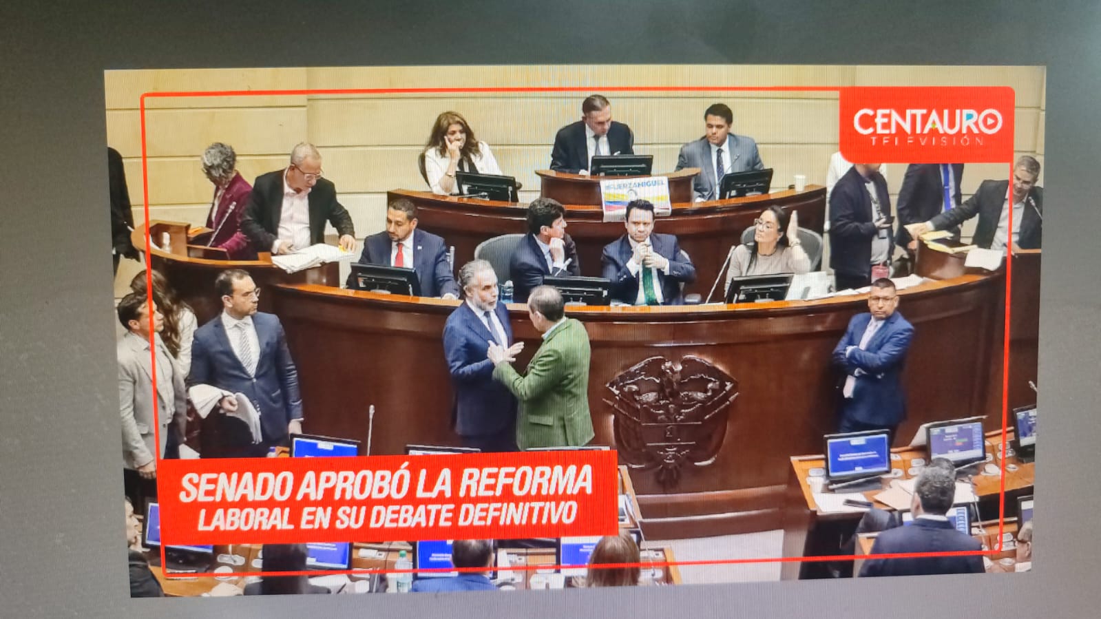 Senado aprobó la reforma laboral en su debate definitivo